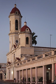 Images Dated 8th March 2012: Cuba, Cienfuegos Province, Cienfuegos, Catedral de Purisima Concepcion cathedral, dusk