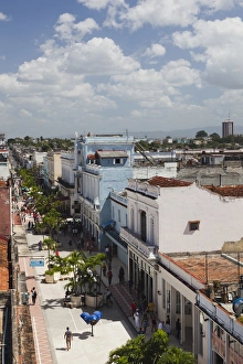 Images Dated 9th March 2012: Cuba, Cienfuegos Province, Cienfuegos, Avenida 54, pedestrian street, elevated view
