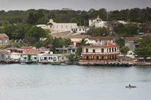 Images Dated 9th March 2012: Cuba, Cienfuegos Province, Cienfuegos, Castillo de Jagua, 18th century fortress