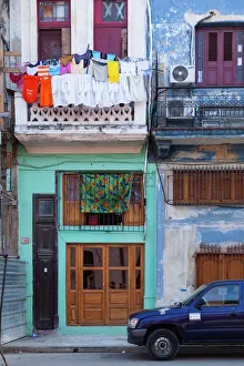 Havana Prints: Cuba, Havana. Apartment living in Havana