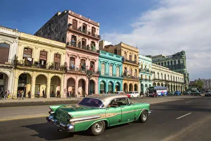 Images Dated 30th October 2015: Cuba, Havana. City scenic. Credit as: Jim Zuckerman / Jaynes Gallery / DanitaDelimont