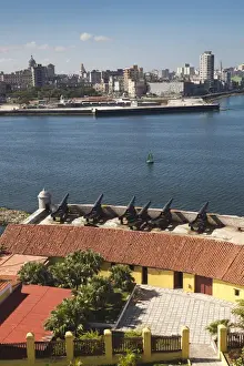 Images Dated 2nd March 2012: Cuba, Havana, elevated view of the Malecon from the Castillo de los Tres Santos Reys
