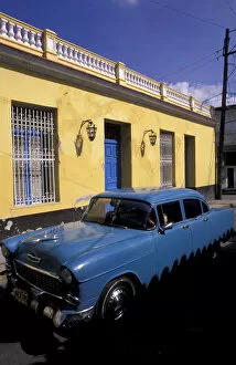 Cuba, Havana, Guana Bacoa area. Colorful architecture and street scene
