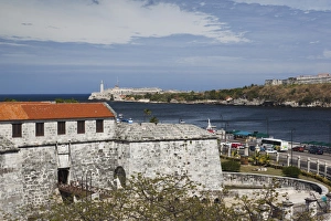 Images Dated 4th March 2012: Cuba, Havana, Havana Vieja, Plaza de Armas, Castillo de la Real Fuerza fortress