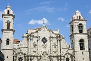 Cuba Gallery: Cuba, Havana. The Roman Catholic churchs Cathedral in Old Town
