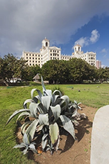 Images Dated 3rd March 2012: Cuba, Havana, Vedado, Hotel Nacional, exterior