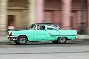 Turquoise Prints: Cuba, Havana. Vintage 1955 Mercury Monterey 4-door sedan. (Editorial Use Only)