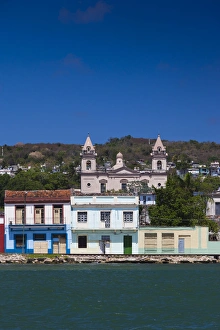 Images Dated 16th March 2012: Cuba, Matanzas Province, Matanzas, town waterfront, Bahia de Matanzas Bay