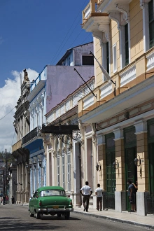 Images Dated 16th March 2012: Cuba, Matanzas Province, Matanzas, buildings by the Parque Libertad park