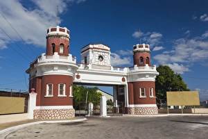 Images Dated 16th March 2012: Cuba, Matanzas Province, Matanzas, entrance to the Castillo de San Severino fortress