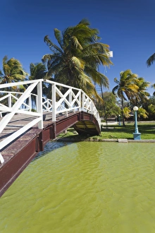 Images Dated 15th March 2012: Cuba, Matanzas Province, Varadero, Parque Josone park