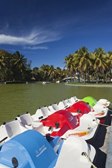Images Dated 15th March 2012: Cuba, Matanzas Province, Varadero, Parque Josone park
