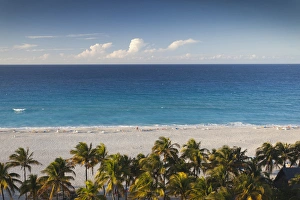 Images Dated 15th March 2012: Cuba, Matanzas Province, Varadero, Varadero Beach, elevated view