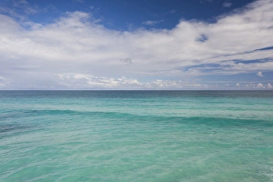 Images Dated 15th March 2012: Cuba, Matanzas Province, Varadero, Varadero Beach