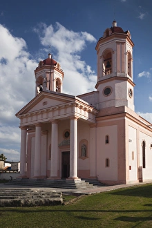 Images Dated 5th March 2012: Cuba, Pinar del Rio Province, Pinar del Rio, Catedral de San Rosendo, cathedral