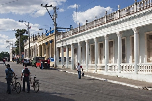 Communist Prints: Cuba, Pinar del Rio Province, Pinar del Rio, city buildings