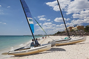 Images Dated 12th March 2012: Cuba, Sancti Spiritus Province, Trinidad, Playa Ancon beach