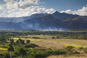 Images Dated 12th March 2012: Cuba, Sancti Spiritus Province, Trinidad, Valle de los Ingenios, old sugar plantation area