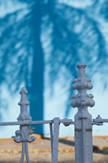 Images Dated 13th March 2012: Cuba, Sancti Spiritus Province, Trinidad, Plaza Mayor, morning
