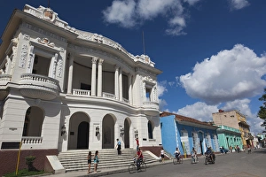 Communist Prints: Cuba, Sancti Spiritus Province, Sancti Spritus, Parque Serafin Sanchez area, Museo