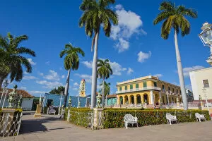 Cuba Collection: Cuba, Sancti Spiritus Province, Trinidad. Plaza filled with palm trees