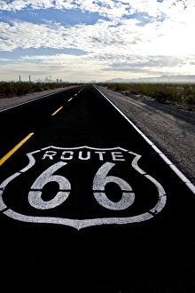 Nostalgia Prints: Dagett, California, United States. Route 66