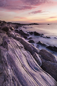 Images Dated 26th November 2011: Dawn over the Atlantic Ocean at Wallis Sands State Park in Rye, New Hampshire
