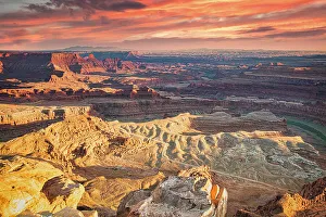 Michael Schertz Prints: Deadhorse Point State Park in Utah overlooking the Colorado River