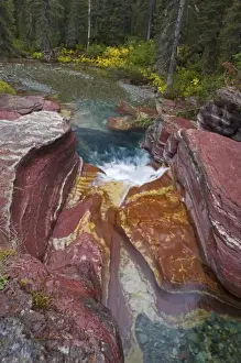 Images Dated 29th September 2007: Deadwood Falls on Reynolds Creek in autumn in Glacier National Park in Montana