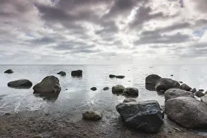 Images Dated 24th May 2015: Denmark, Mon, Mons Klimt, 130 meter-high chalk cliffs from the shore