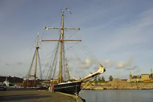 Denmark, Sjaelland, Helsingor. Old sailing ship in the harbor
