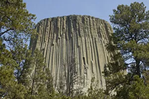Images Dated 14th May 2005: Devils Tower National Monument East Wyoming. USA Devils Tower rises 1267 feet