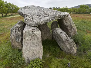 Images Dated 2nd April 2016: Dolmen Anta do Sobral in the Alentejo near Marvao. Europe, Southern Europe, Portugal