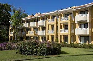 Images Dated 5th May 2008: Dominican Republic, Bayahibe, Viva Wyndham Dominicus Beach, exterior