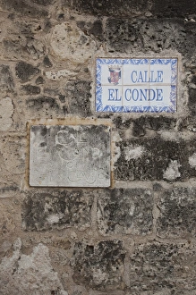 Images Dated 21st December 2009: Dominican Republic, Santo Domingo, Zona Colonial, sign for Calle El Conde, main Colonial