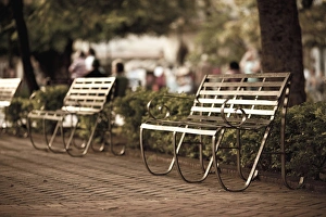 Dominican Republic, Santo Domingo, Zona Colonial, Parque Colon park, dusk