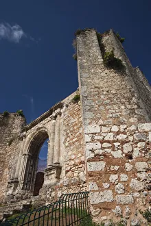 Images Dated 22nd December 2009: Dominican Republic, Santo Domingo, Zona Colonial, ruins of Monasterio de San Francisco