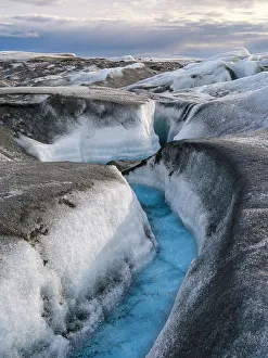 Frozen Prints: Drainage system on the surface of the ice sheet