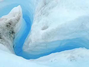 Frozen Prints: Drainage system on the surface of the ice sheet