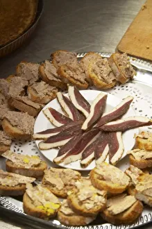 Images Dated 19th November 2005: Duck appetizers