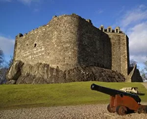 Images Dated 14th February 2005: Dunstaffnage Castle, Argyll and Bute, Scotland
