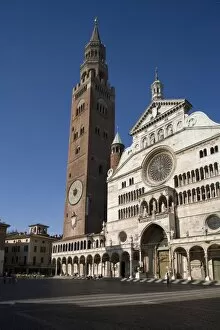 Images Dated 17th May 2007: Duomo (cathedral), Cremona, Lombardy, Italy