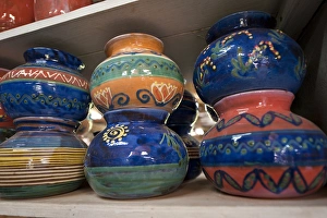 Images Dated 8th February 2011: Earthworks pottery Barbados, Caribbean