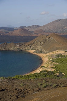 Images Dated 5th March 2009: Ecuador, Galapagos, Bartolome, Sullivan Bay. Scenic overlook from volcano summit