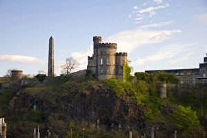 Images Dated 4th May 2006: Edinburgh, Scotland. An overview of Edinburgh Castle