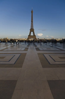 Images Dated 2nd April 2006: Eiffel Tower viewed from Trocadero, Paris, France