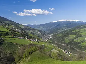 Eisack valley near Klausen, view towards Klausen and the brenner pass (brennero). Europe
