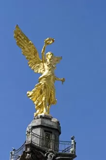 Images Dated 7th November 2007: El Angel de la Independencia in Mexico City, Mexico