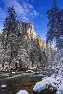 Images Dated 9th December 2020: El Capitan above the Merced River in winter, Yosemite National Park, California, USA