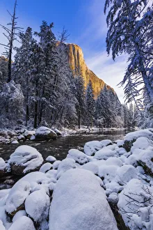 Images Dated 9th December 2020: El Capitan above the Merced River in winter, Yosemite National Park, California, USA